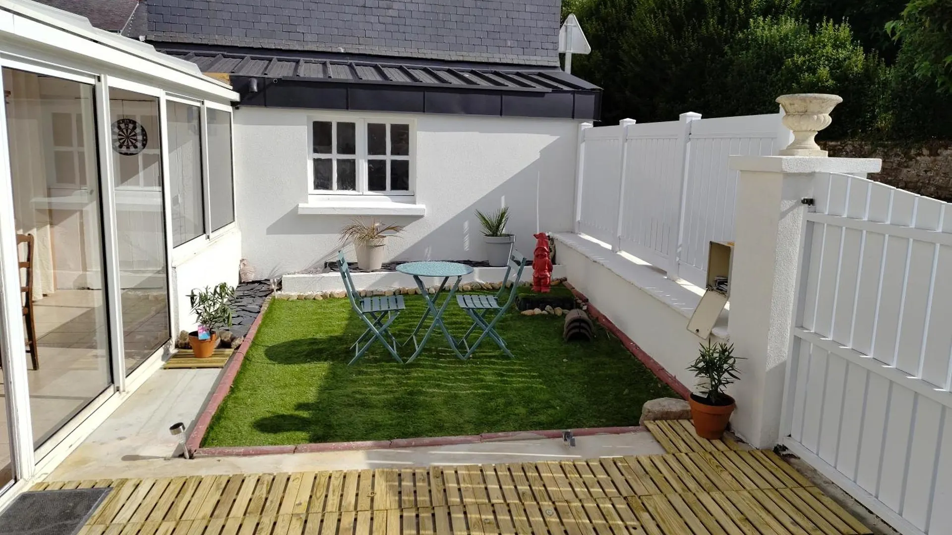 Holiday home Charmante Maison Centre Bourg De Crac'H Golf Du Morbihan Crach